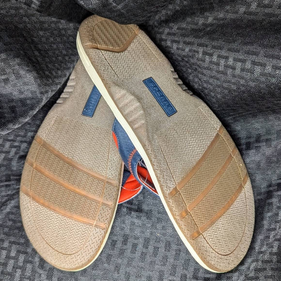 Navy and Orange Sperry Havasu Sport Flip Flops. - Picture 4 of 4